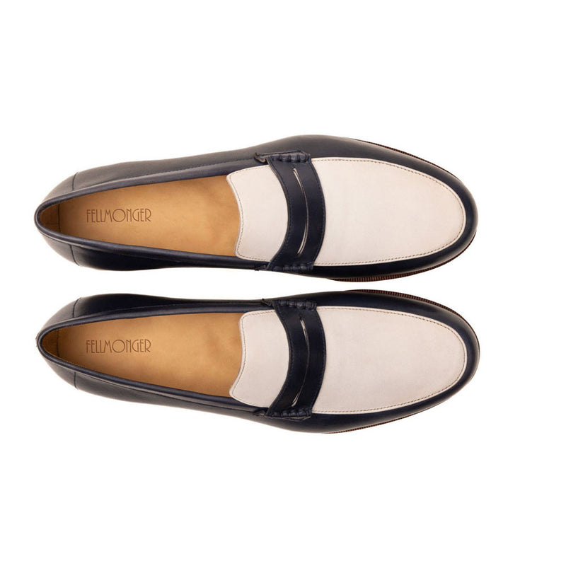 Extralight Spectator Penny Loafers