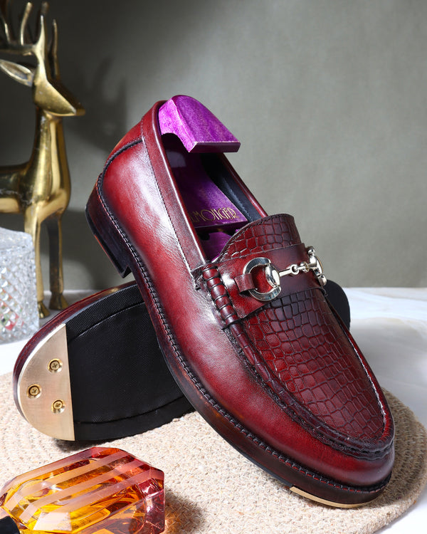 Burgundy Patina Mirror Glossed Buckle Mocassin With Metal Toe Plate