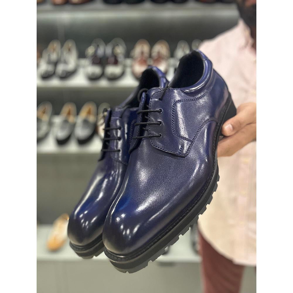 Blue Mirror Glossed Patina Sporty Derby With Extralight Commando Sole