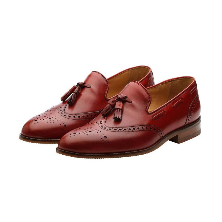 Name: The Noe Classic Burgundy Tassel Loafer Collection: Fall